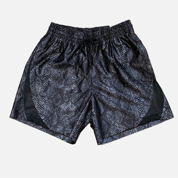 Nike Women’s Dri-Fit Rebel Fly Snake Print Basketball Shorts Black Silver NWT - Picture 15 of 15